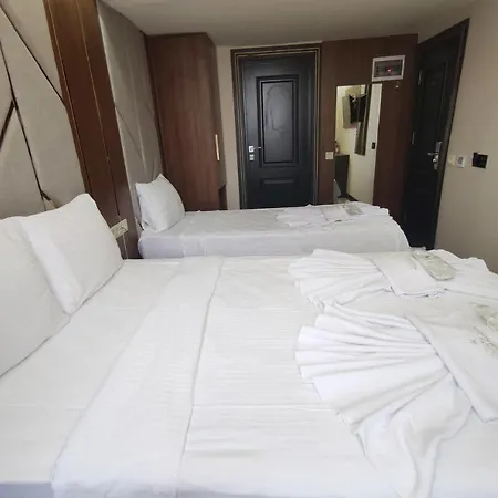 The Golden Pera's & Hotel