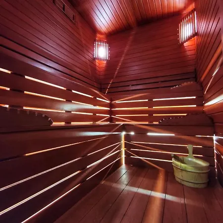 Hotel The Golden Pera's &