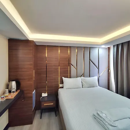 The Golden Pera's & 3* Istanbul