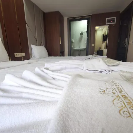 The Golden Pera's & 3* Istanbul