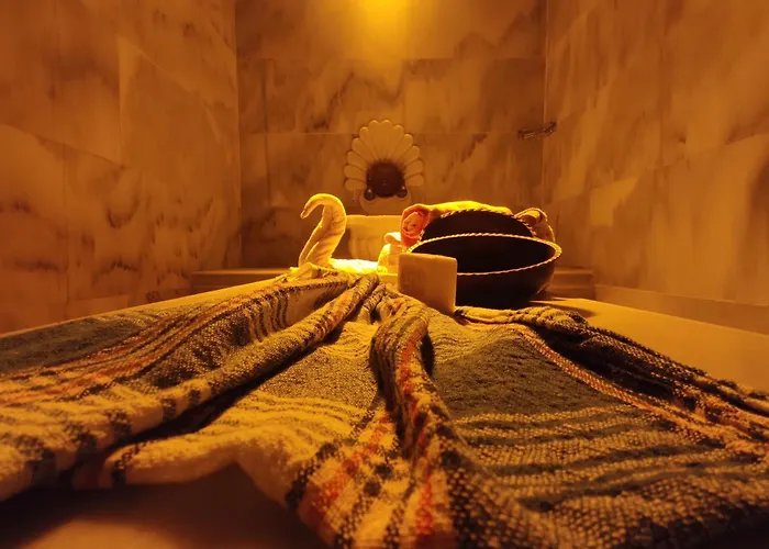 Hotel The Golden Pera's &