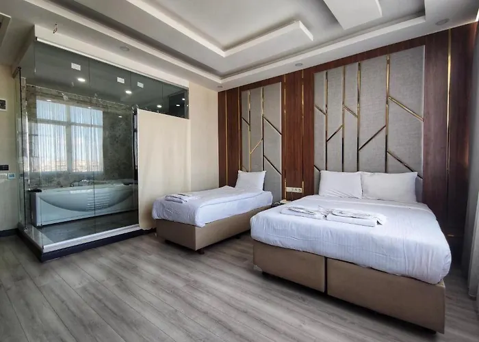 The Golden Pera's & Hotel