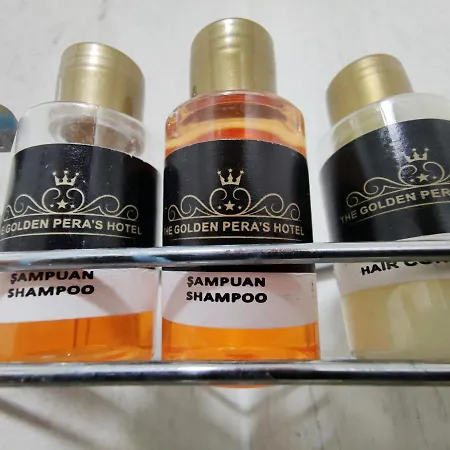 호텔 The Golden Pera's & 3*