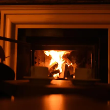 The Golden Pera's & 호텔 3*