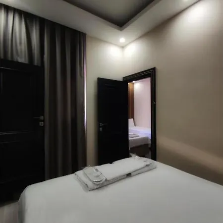 The Golden Pera's & Hotel Stambuł