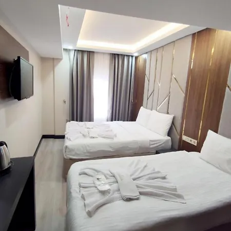 Hotel The Golden Pera's &