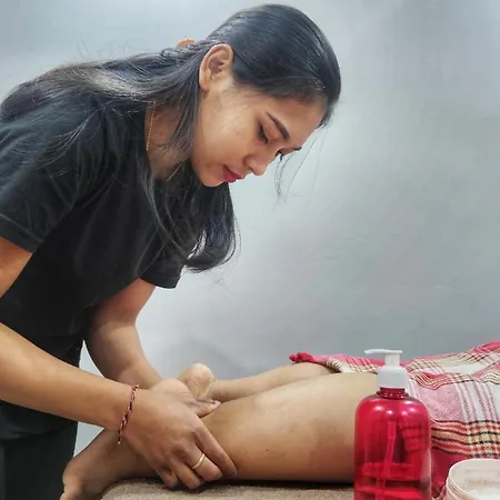 ホテル The Golden Pera's &