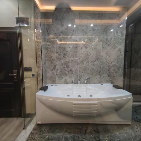 The Golden Pera's & 3* Istanbul